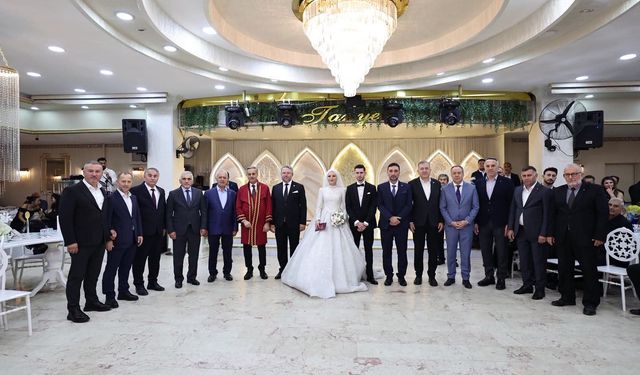 AK Parti Geyve İlçe Başkanı Çetinkaya'nın mutlu günü