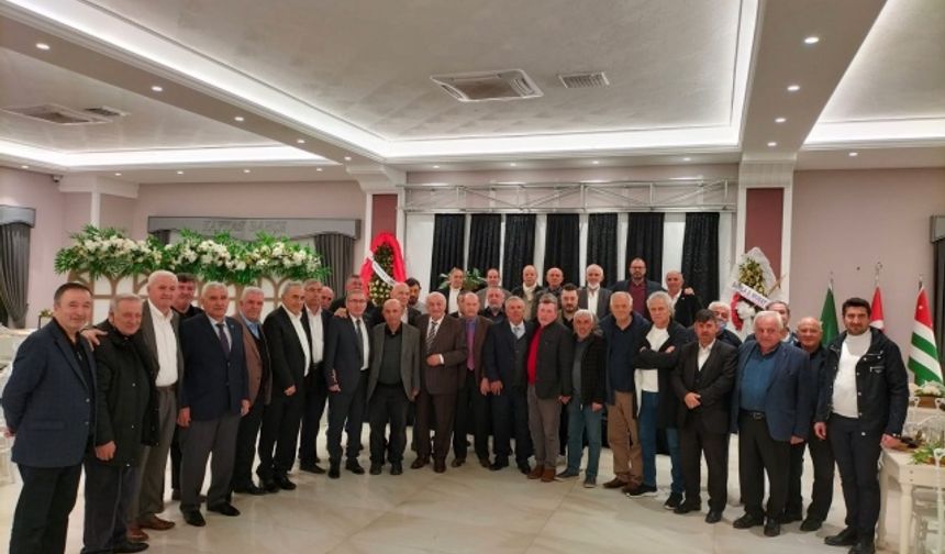 İş adamı Gündüz Kadir Gençcan'dan iftar programı