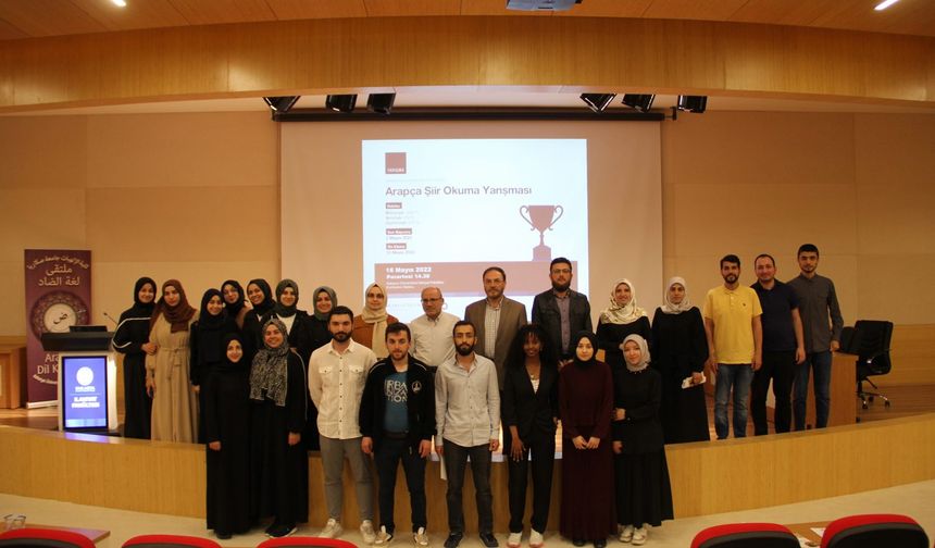 Arapça Öğrenci Topluluğu'ndan şiir okuma yarışması