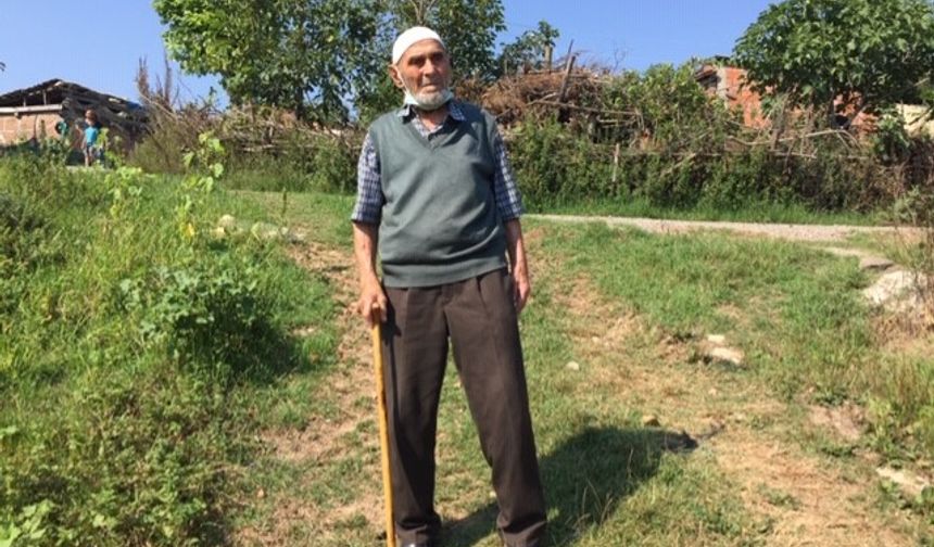 95 yaşındaki dede: Ölmeden önce yolumun yapılmasını istiyorum