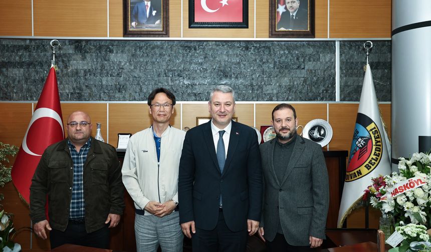 Hyundai Eurotem yönetiminden Osman Çelik'e ziyaret