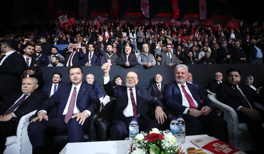 Saadet Partisi'nde Karamollaoğlu dönemi sona erdi! İşte yeni genel başkan