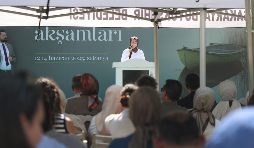 24. Uluslararası Sapanca Şiir Akşamları’nda gençlerden şairlere vefa