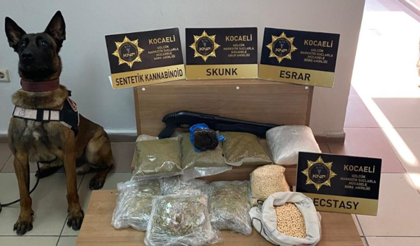 10 bine yakın ecstasy hap ele geçirildi