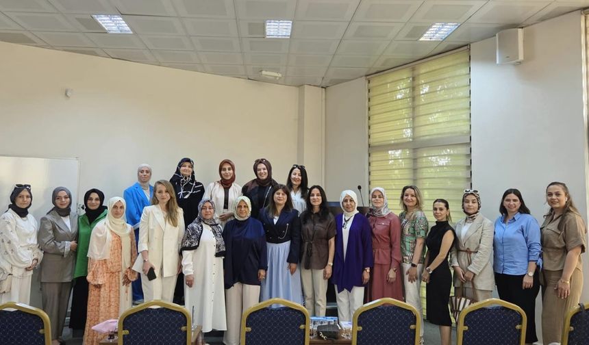 Kadının ailede ve toplumsal üretimdeki yeri MÜSİAD Sakarya'da ele alındı;