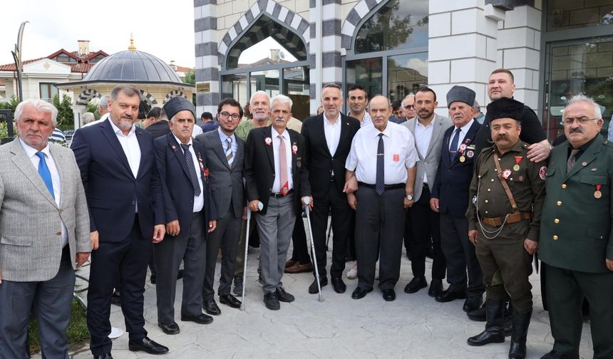 AK Parti İl Başkanı Tever, Gaziler Günü programına katıldı