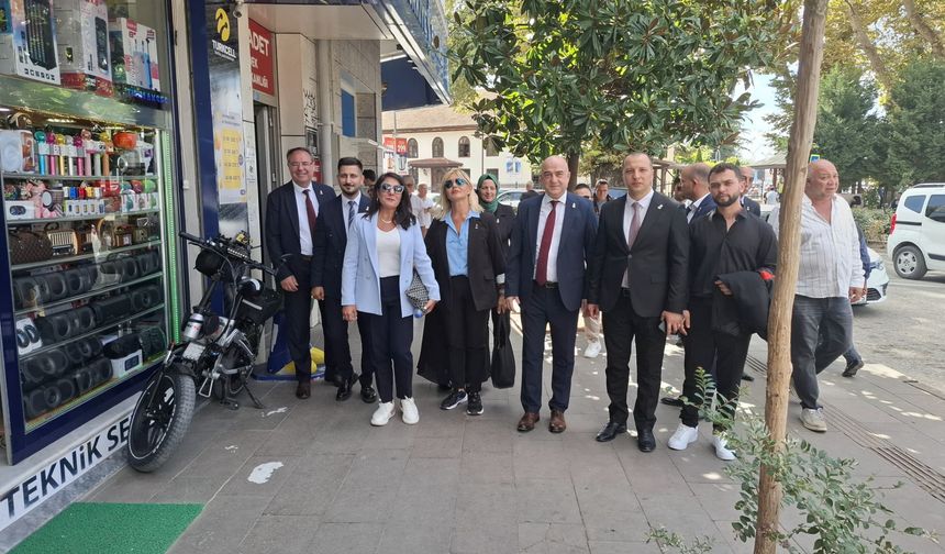 Zafer Partisi'nden Sakarya'da saha ziyaretleri