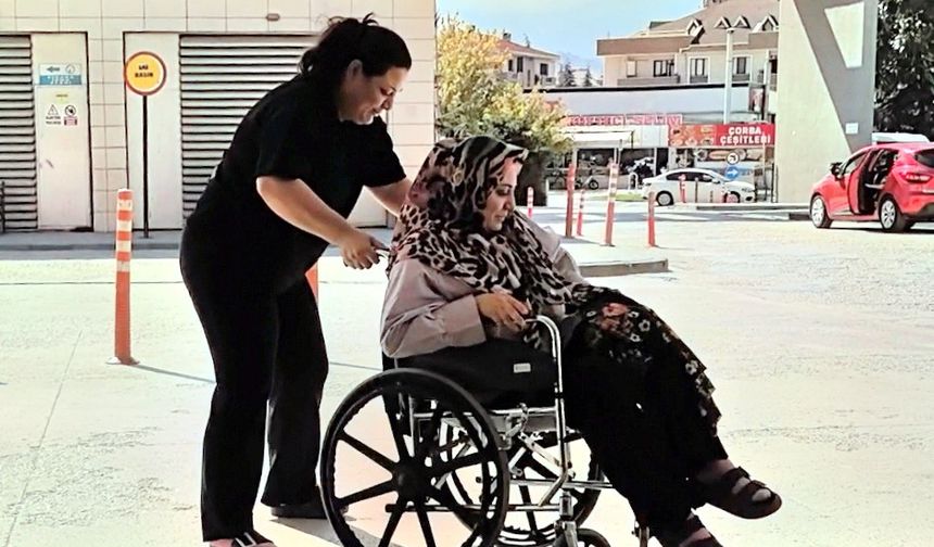 Piknik yaparken yılan ısırdı, hastaneye kaldırıldı