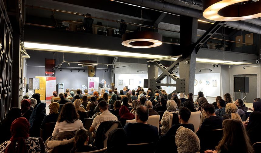 “Her yazar kendi sesini bulmalı ve sabırla yazmayı sürdürmelidir”