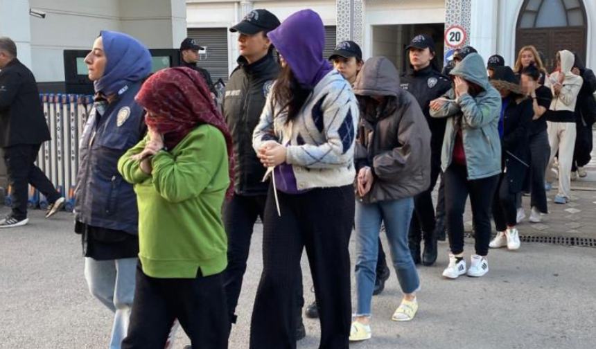 "Sahte bungalov" çetesine dev operasyon: 37 şüpheliden 14'ü tutuklandı