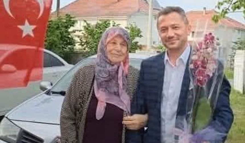 Şehit annesi hayatını kaybetti
