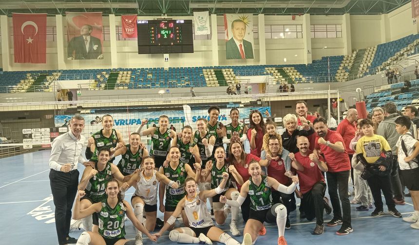 Sakarya Voleybol'dan üst üste 8'inci zafer!