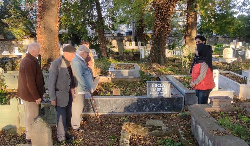 Yazar Necati Mert anıldı