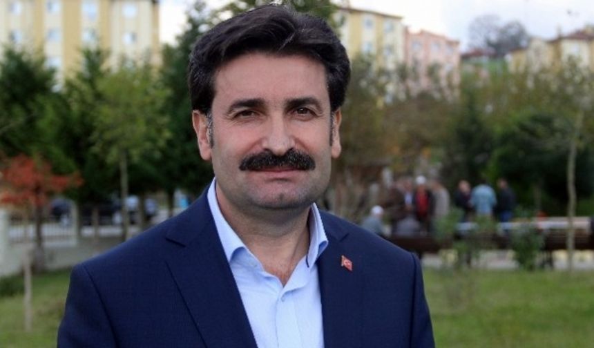 Ayhan Sefer Üstün'den Sapanca Gölü paylaşımı