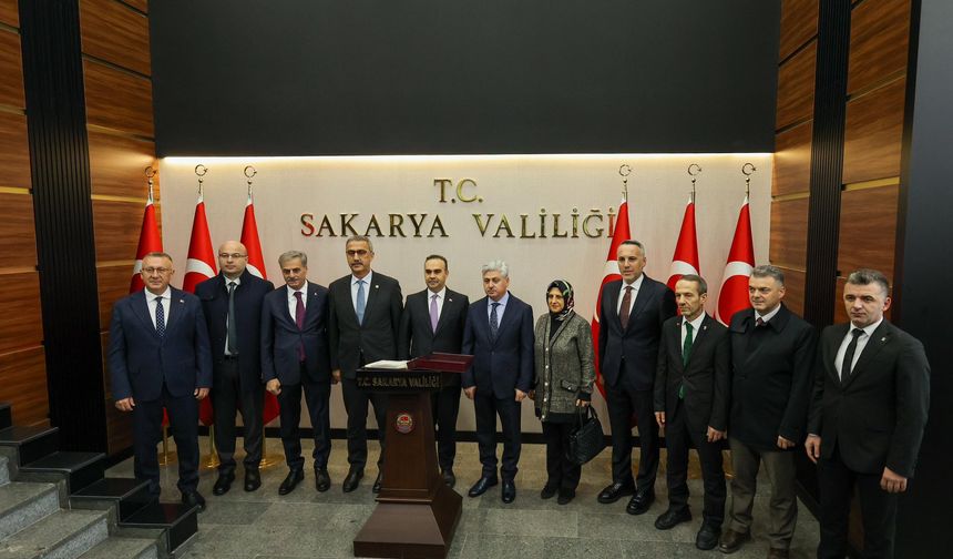 Sanayi ve Teknoloji Bakanı Kacır Sakarya'da! İlk durağı Valilik oldu