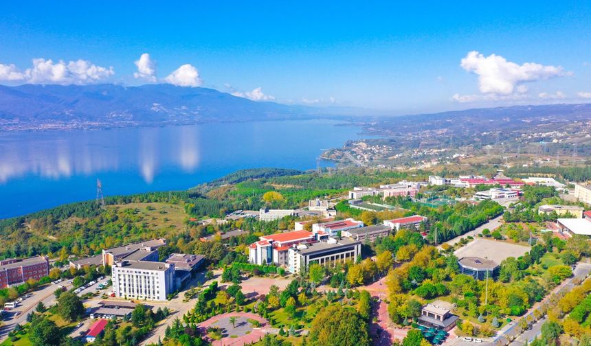 Sakarya Üniversitesinde teknoloji ve kültür dolu yaz başlıyor