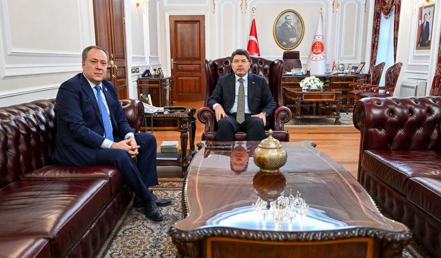 Milletvekili Murat Kaya’dan Bakan Tunç’a ziyaret