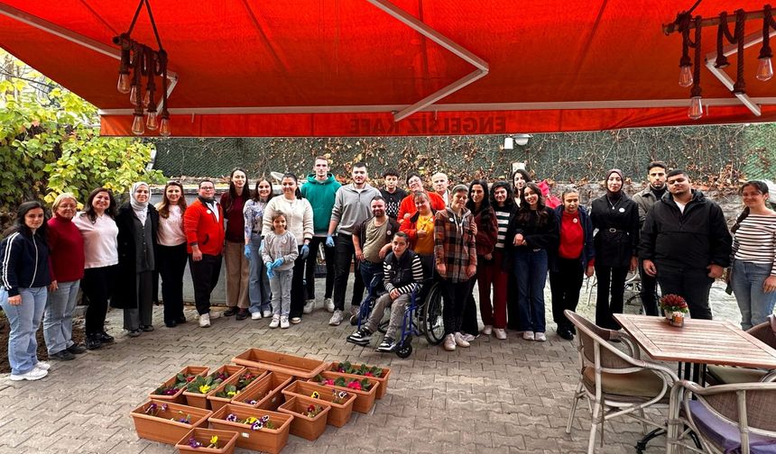SUBÜ Yeşil Yakalılar Topluluğu’ndan örnek etkinlik