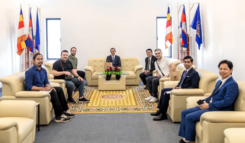 SUBÜ’den Kamboçya’ya iş birliği ziyareti