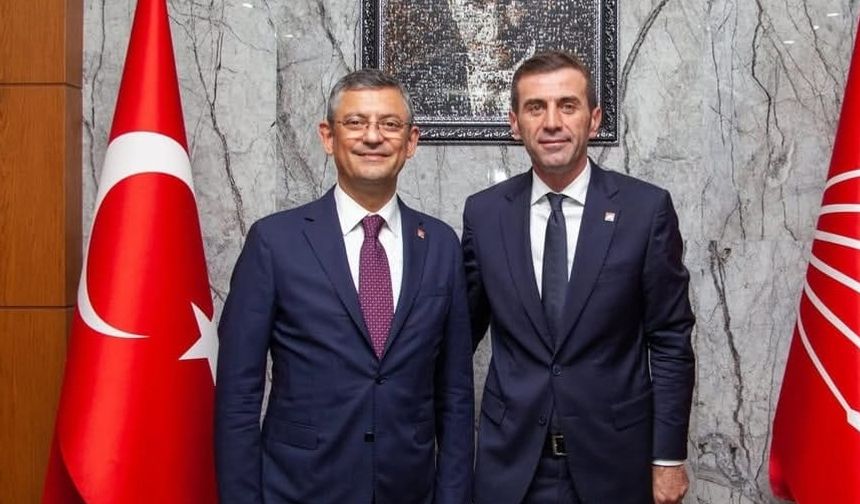 CHP'li Curoğlu: "Herkes kendisine yakışanı yapar, biz onurumuzla direnmeye devam edeceğiz"