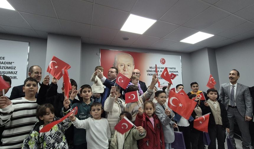 MHP Sakarya'da coşkulu bayramlaşma