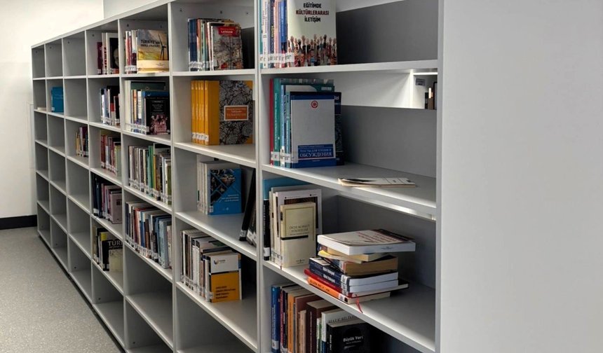 Öğrenciler için kitap bağışı kampanyası düzenlendi