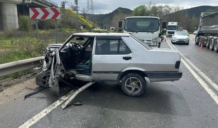 Bilecik-Sakarya karayolunda zincirleme kaza: 4 yaralı