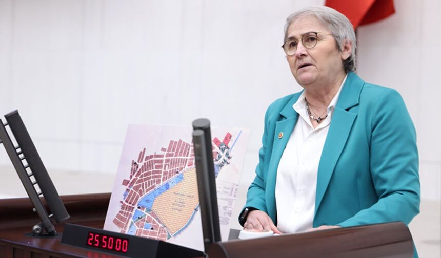 CHP’li Ayça Taşkent: “Adapazarı Şeker Fabrikası üretimden koparılıp ranta teslim ediliyor”