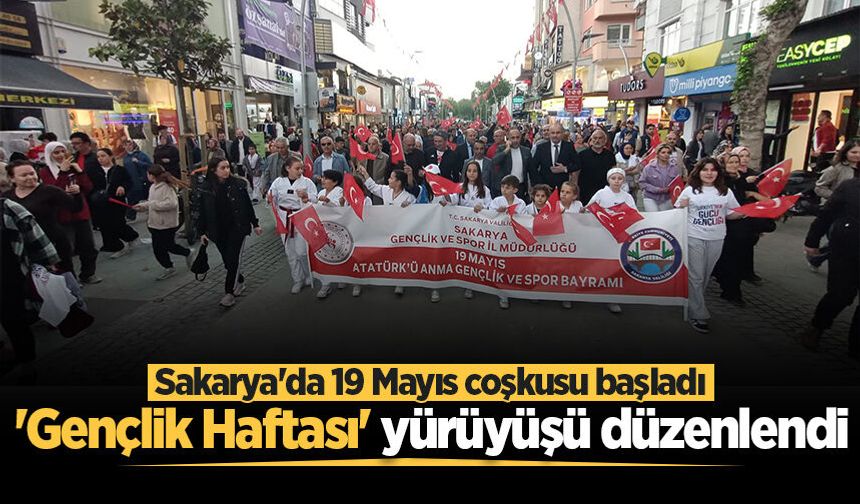 Sakarya'da 'Gençlik Haftası' yürüyüşü düzenlendi