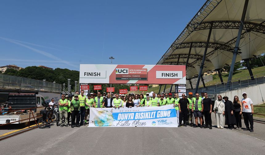 Dünya Bisiklet Günü’nde sağlıklı yaşam için pedal çevirdiler