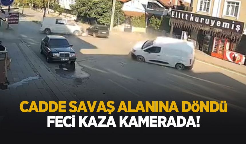 Caddeyi savaş alanına çeviren kaza kamerada