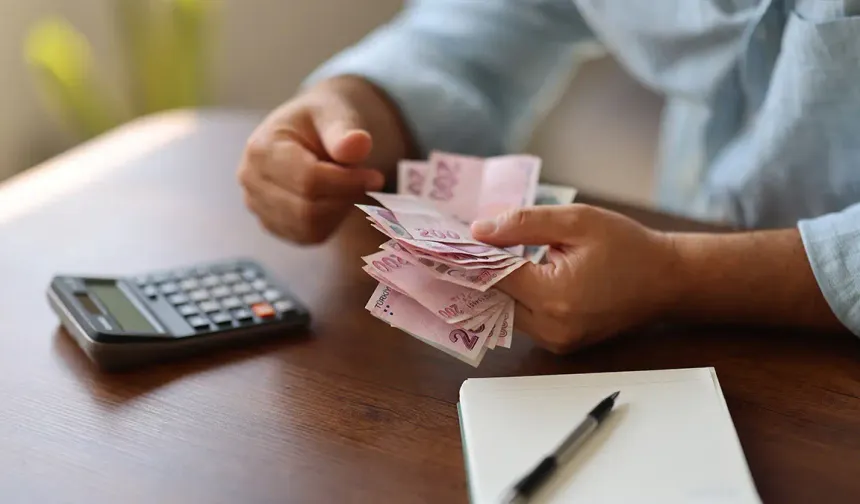 Kıdem tazminatı için kritik şartı uzman isim açıkladı: Milyonlarca çalışanı ilgilendiriyor
