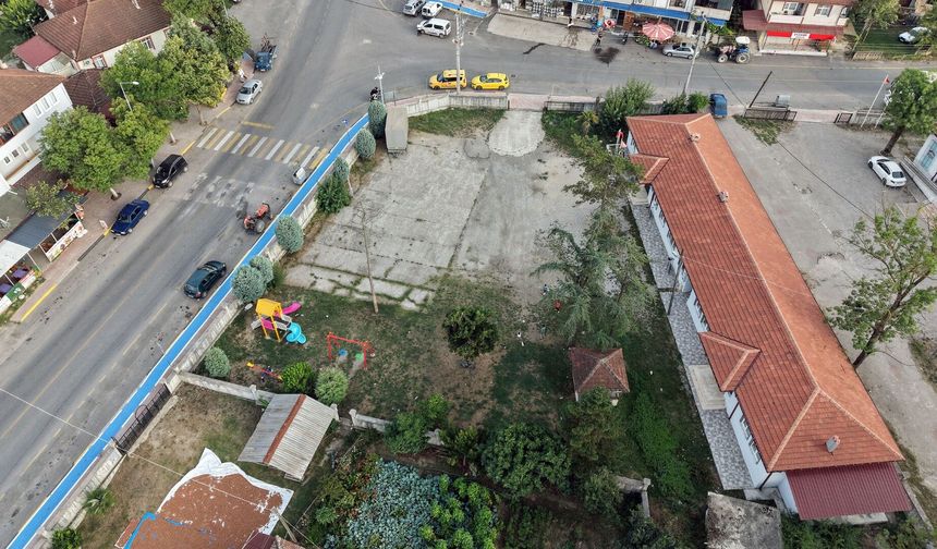 Büyükşehir’den Karapürçek Hocaköy’e yeni bir meydan