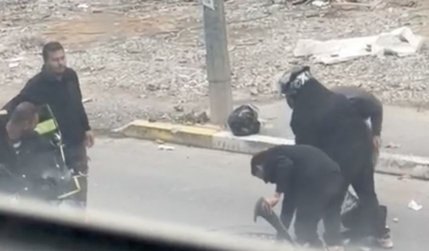Yola savrulan motokurye hastanelik oldu