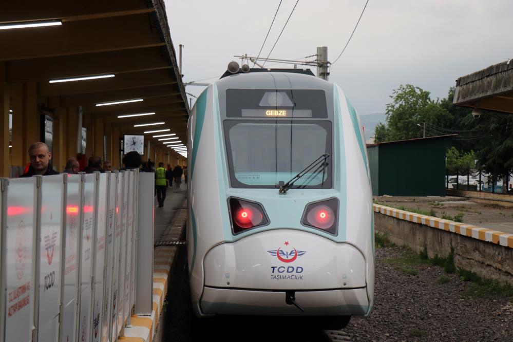 AW900376_12