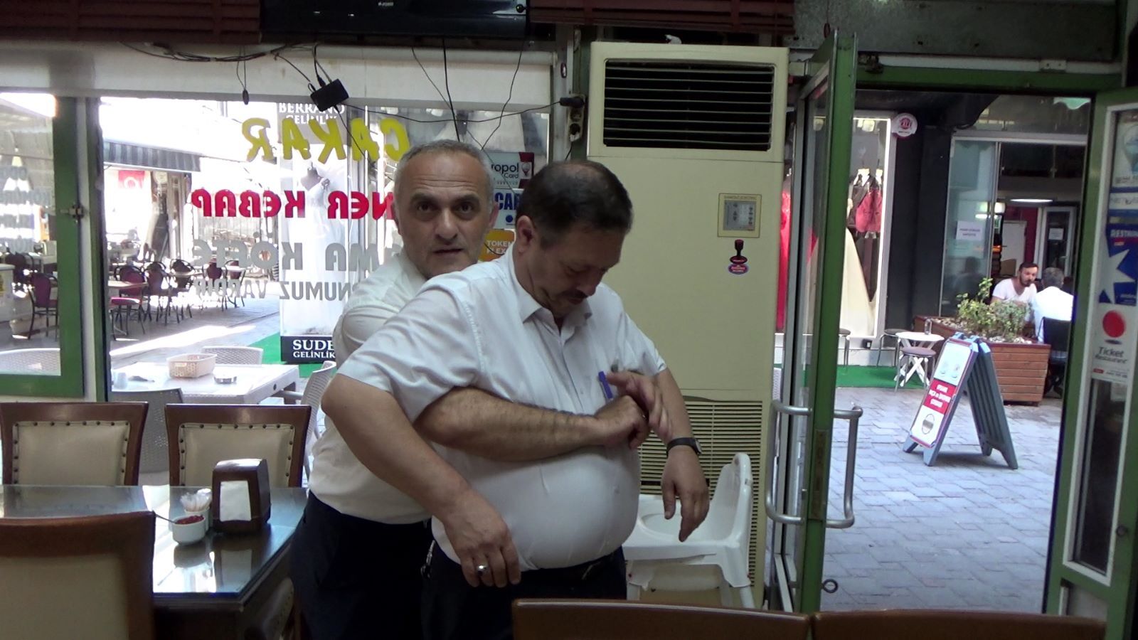 b5028ca0-16bf-416b-8244-273df25deee4