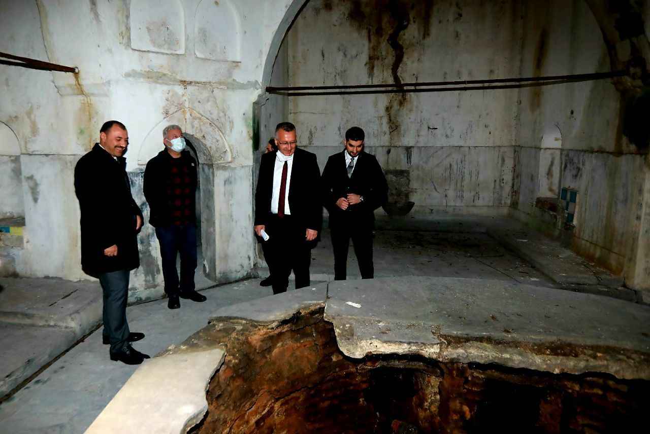 vali kaldırım 82856 (1)