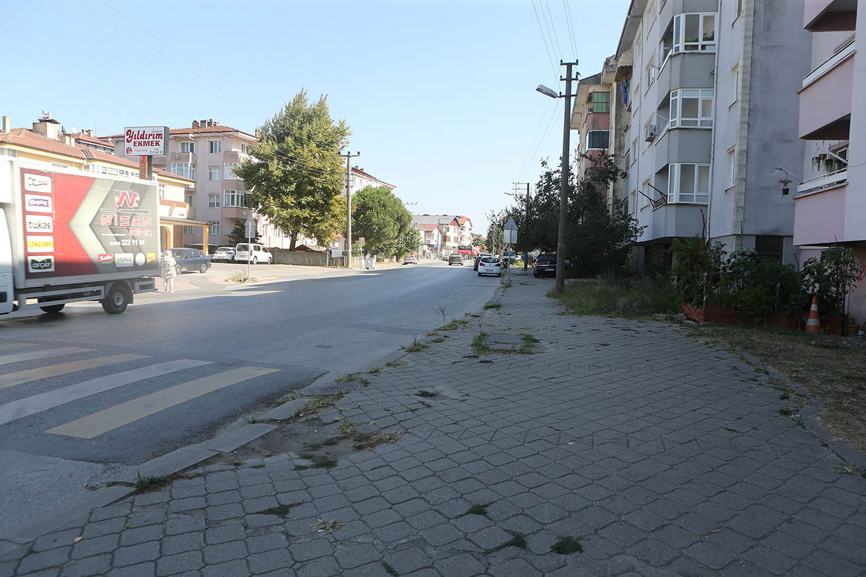 Büyükşehir o caddede dönüşüm çalışmalarına başladı9