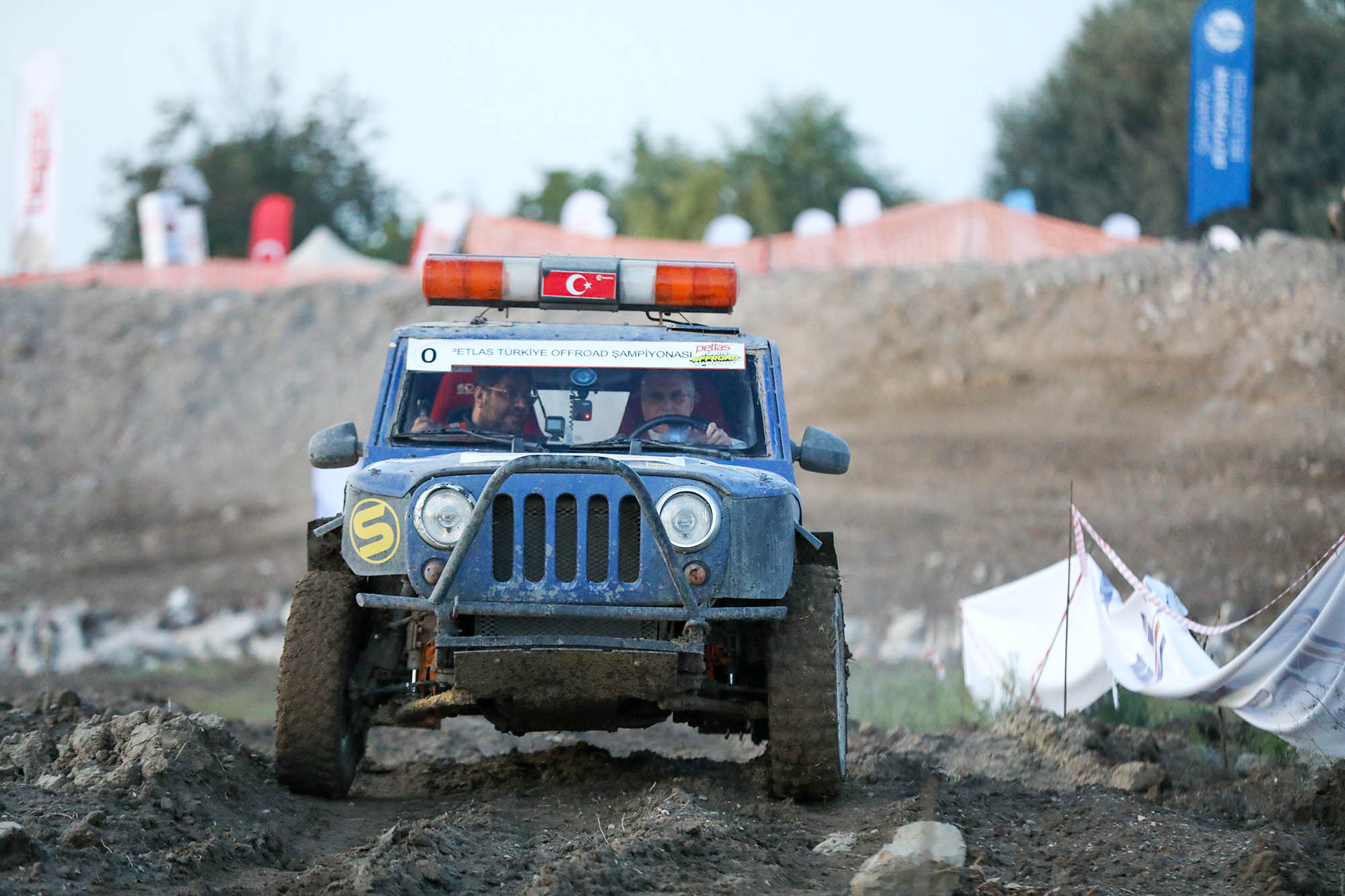 Off-road Türkiye Kupası’nda ‘Başkan Yüce’ şov- Şampiyonlar zorlu parkurda fırtına gibi esti4
