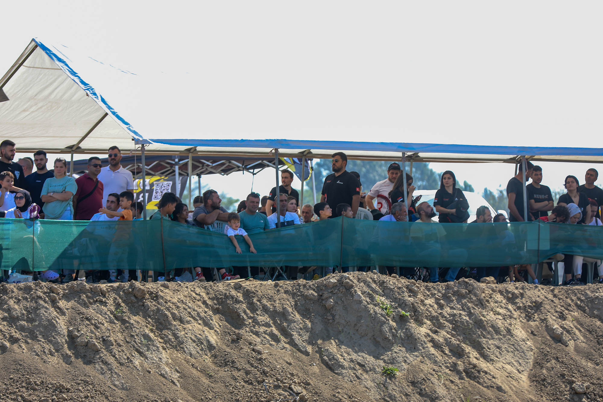 Türkiye'nin en iyi off-road pilotları Sakarya’da tozu dumana katıyor2