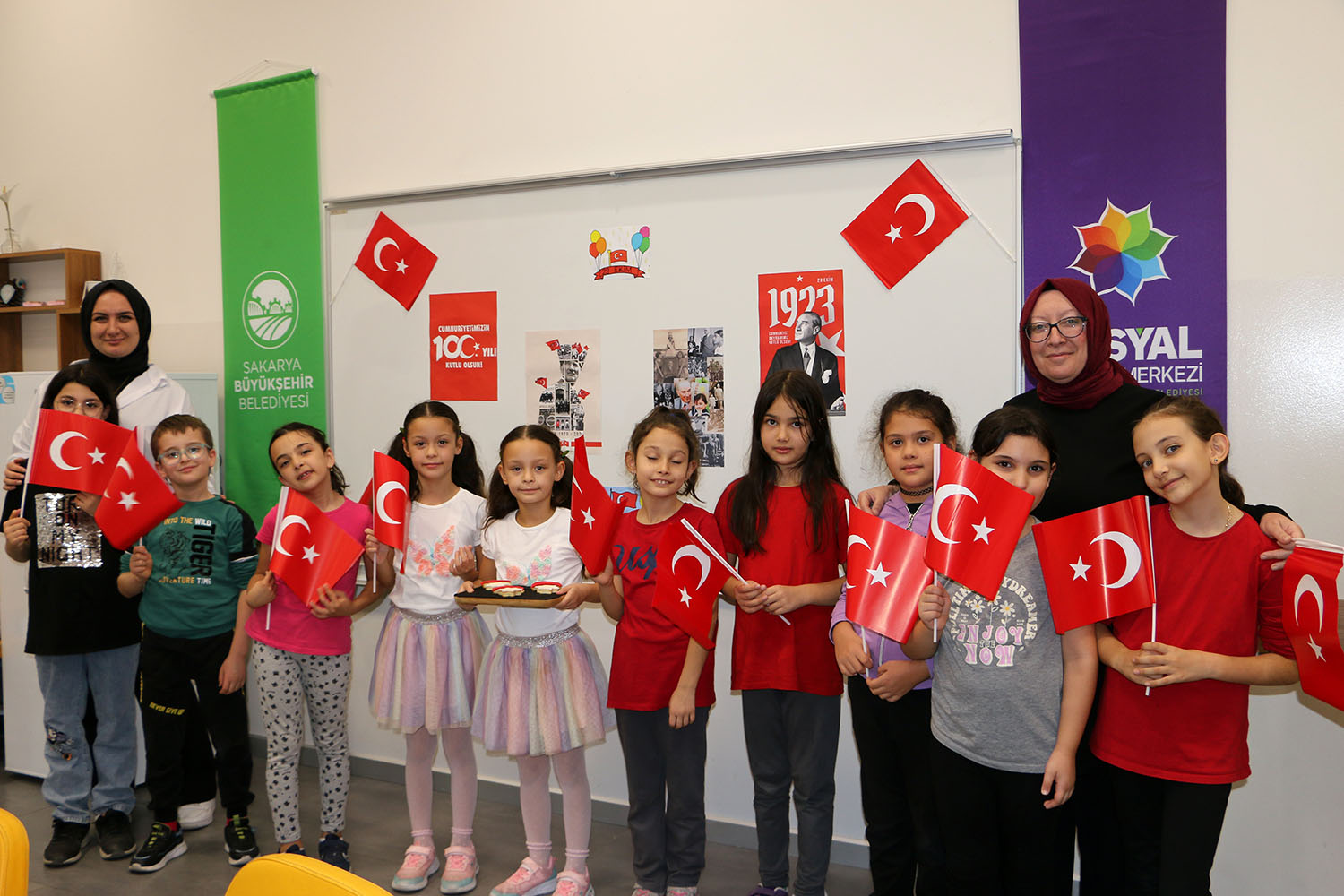 Adapazarı SGM’de 29 Ekim coşkuyla kutlandı