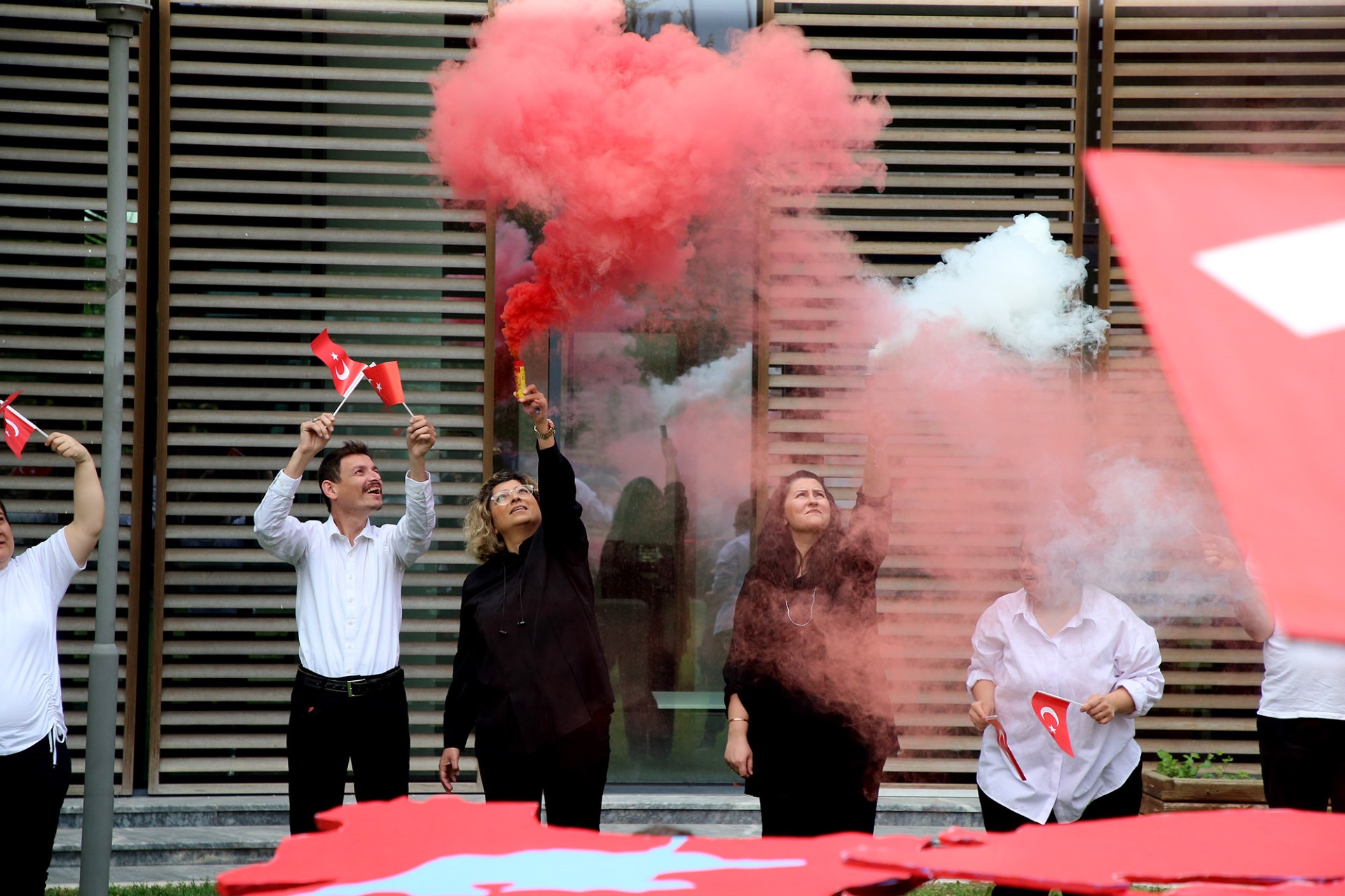 Büyükşehir SGM’den harika gösteri “Cumhuriyet 100 yaşında!”4