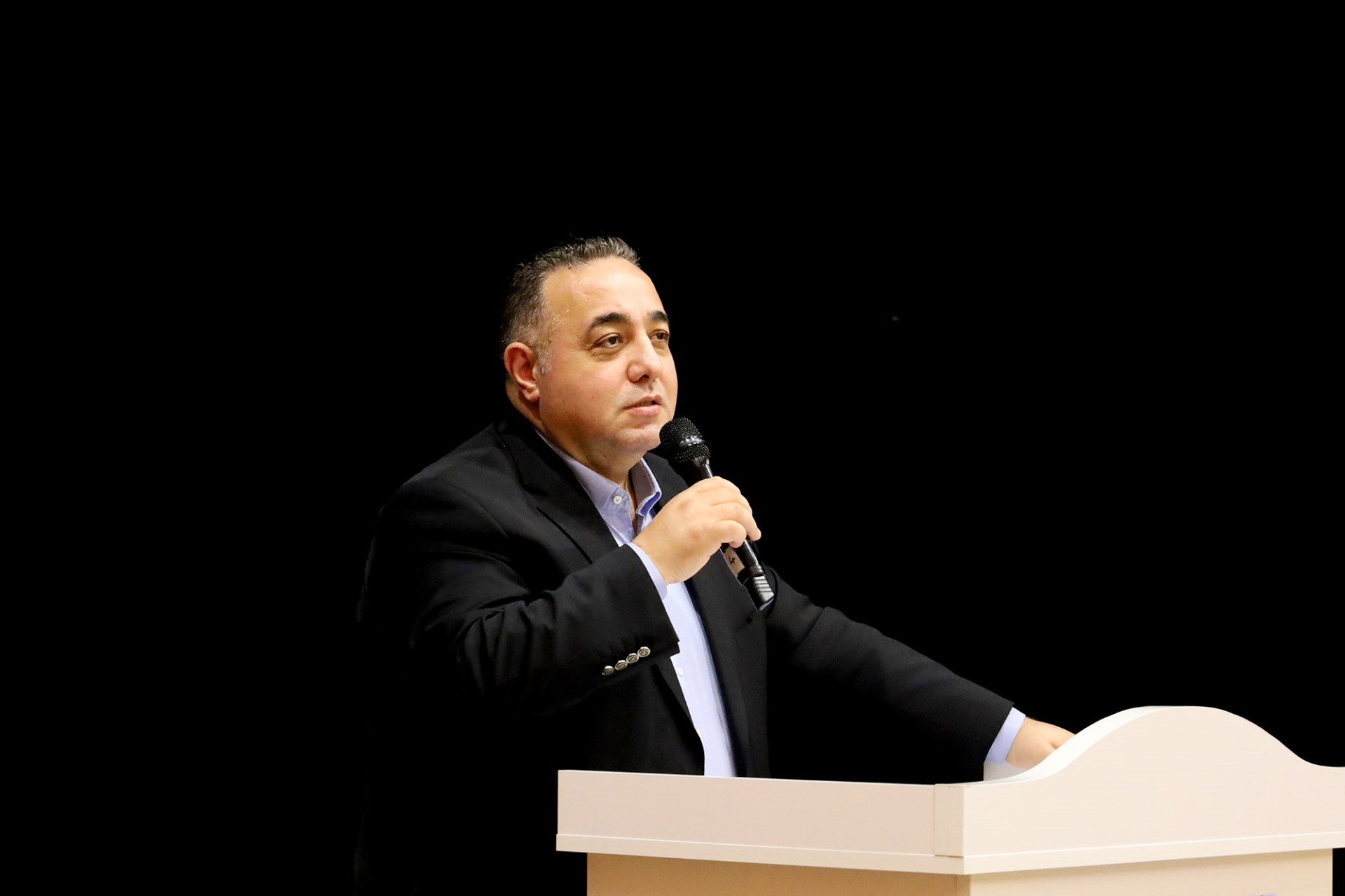 Gazeteci Zafer Şahin’den gençlere sosyal medya uyarısı