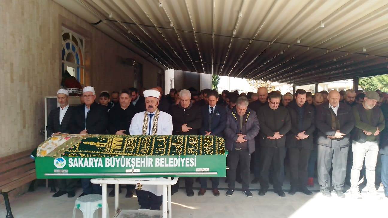 Meliha Soyhan toprağa verildi (7)