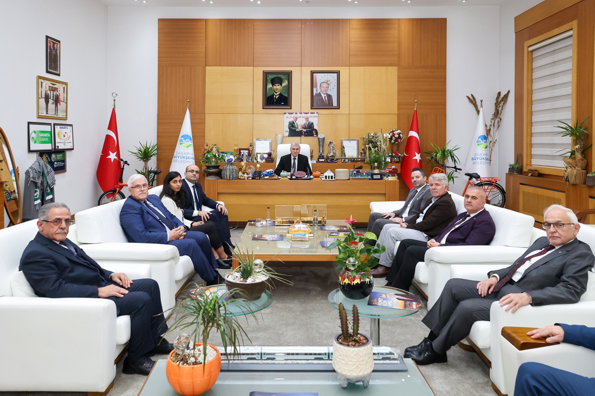 Gürcistan'ın Yetkili Isminden Sakarya'ya %22Sanayi Ve Turizm Yatırımı Için Görüşeceğim%22