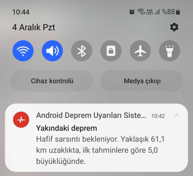 Marmara Daki Deprem Oncesi Android Telefonlara 16593257 8274 M