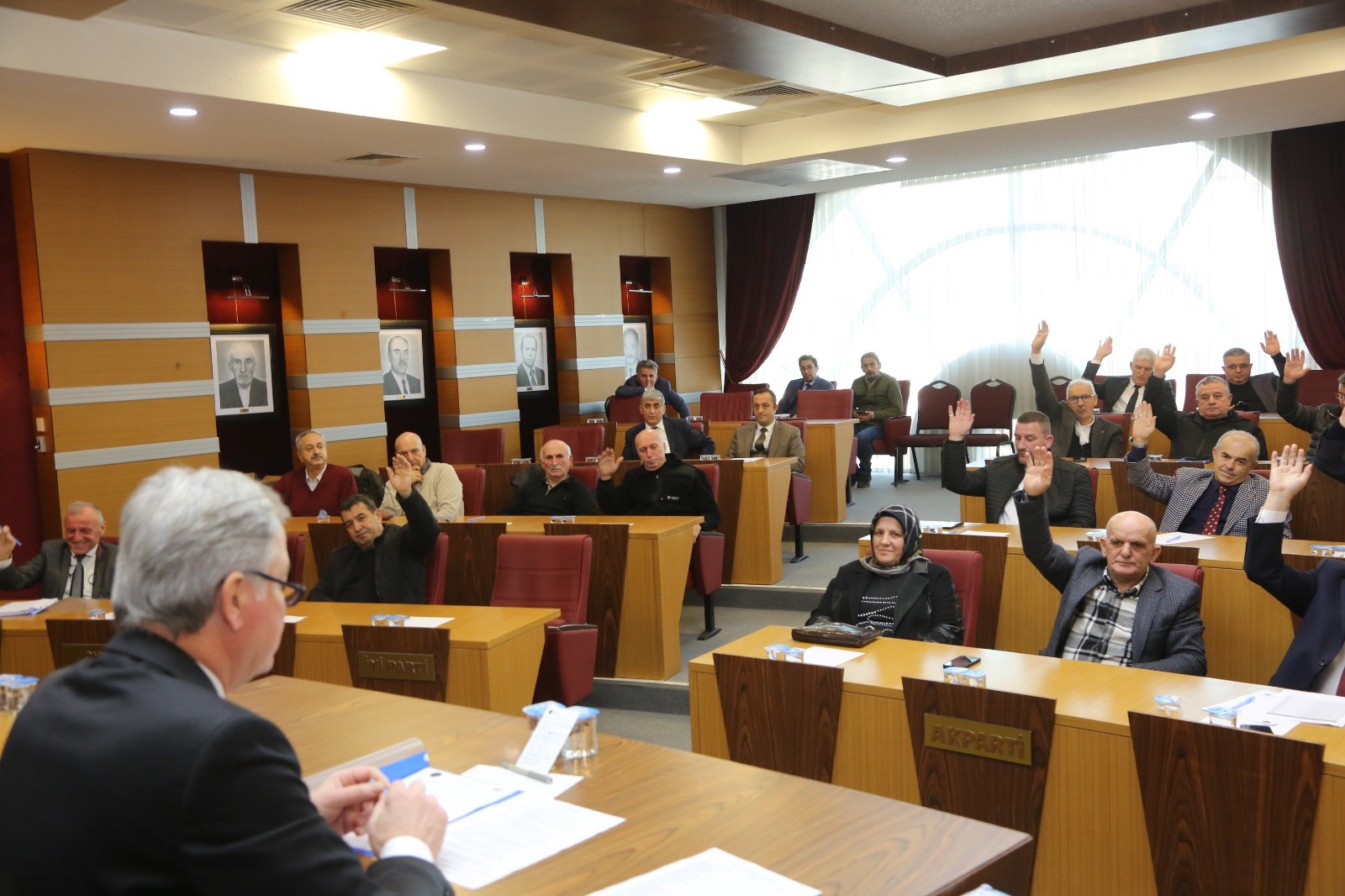 Serdivan Belediye Meclisi Olağanüstü Toplandı