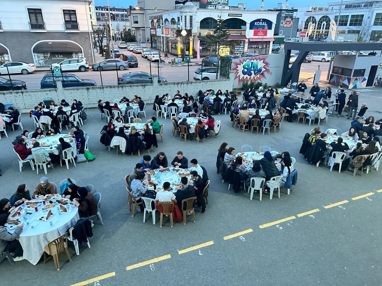 Sakarya Anadolu Lisesi Iftar (8)