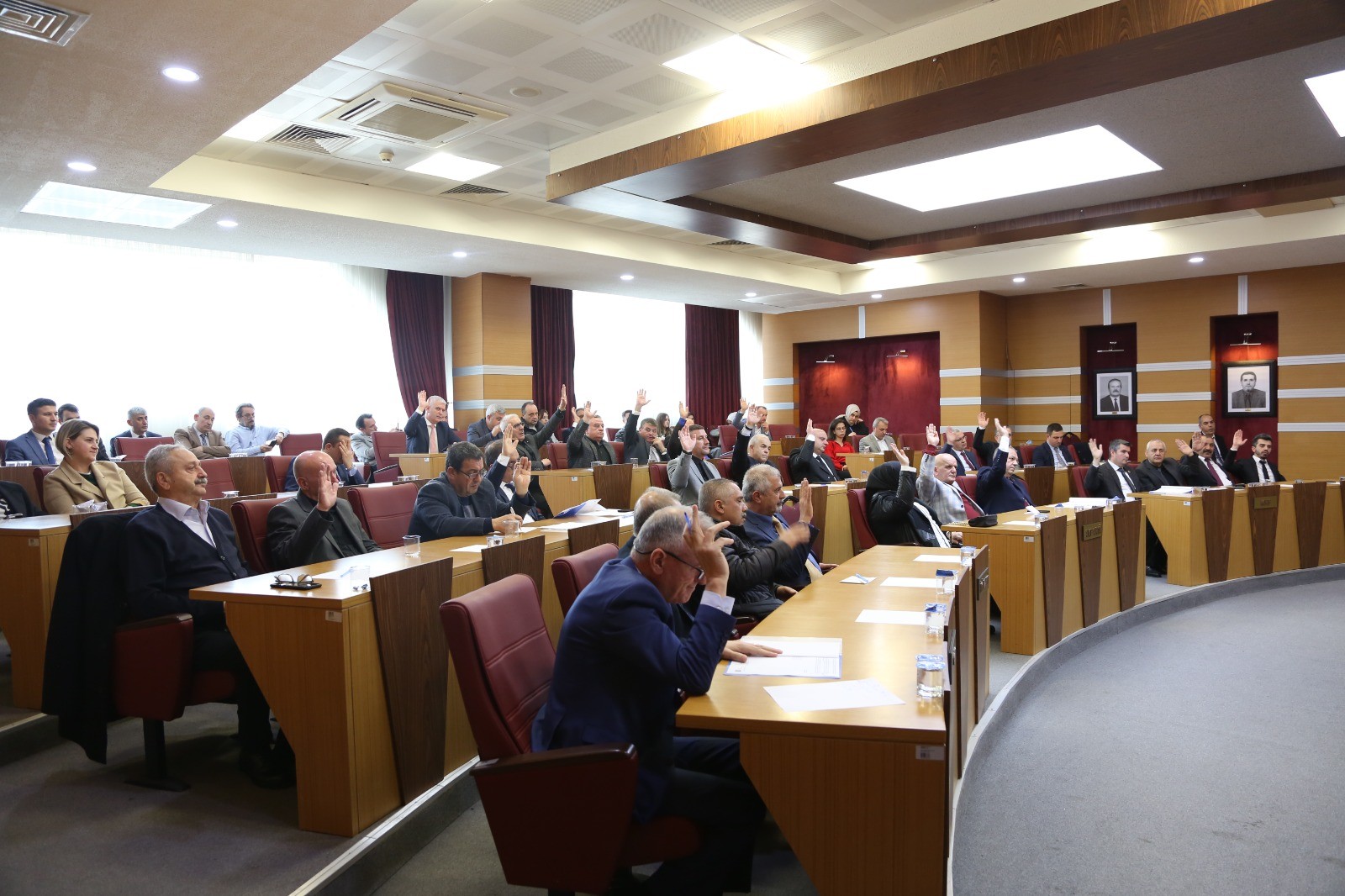 Serdivan’da Dönemin Son Meclis Toplantısı Yapıldı 5