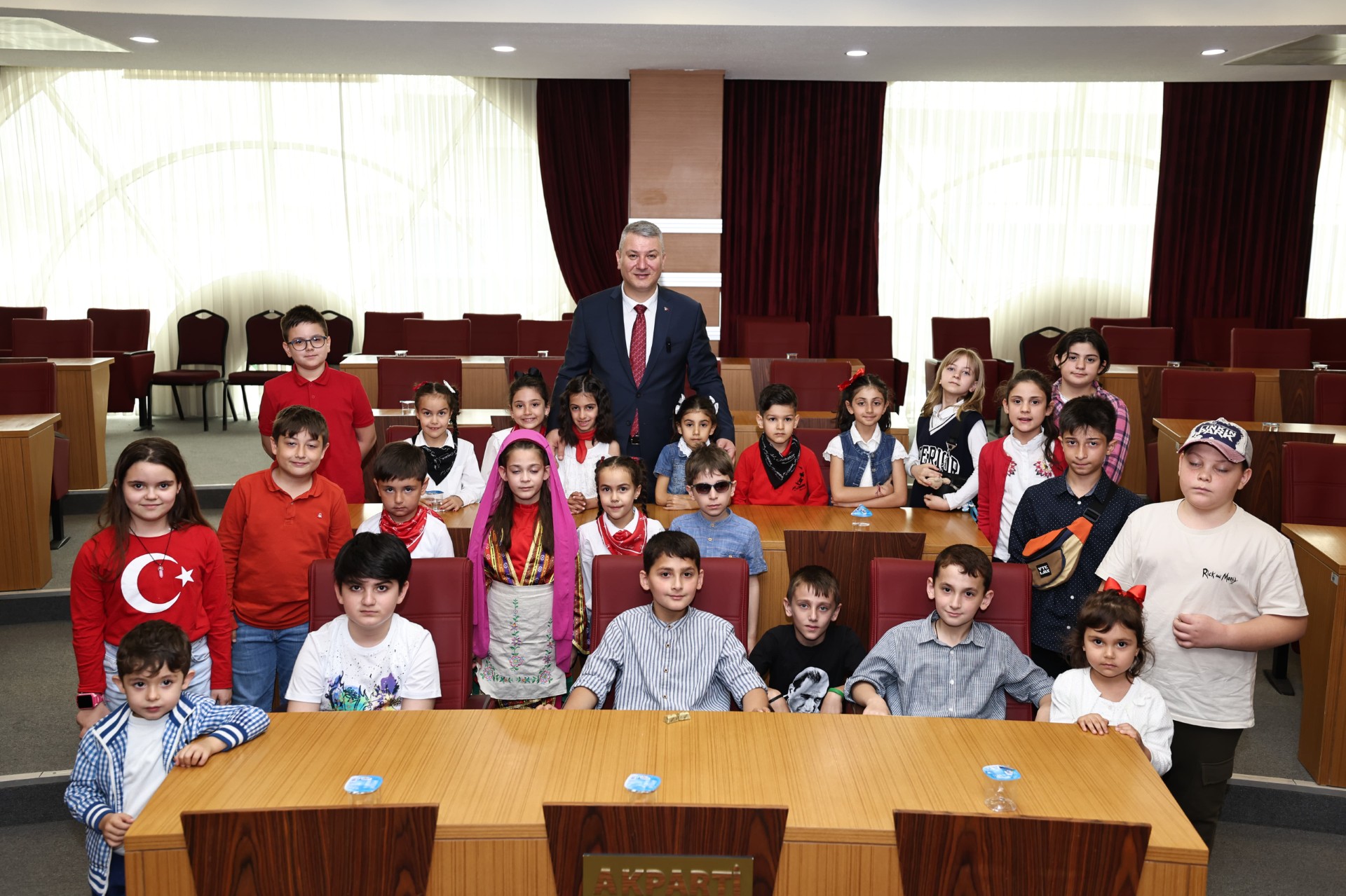 Serdivan Belediyesi Meclisi'nde Söz Hakkı Çocukların5